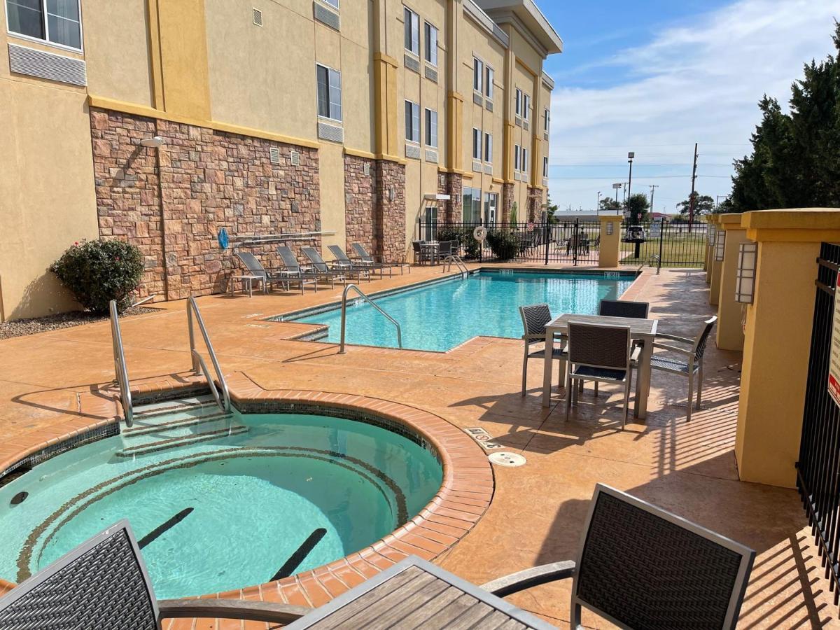 La Quinta By Wyndham Elk City Exterior foto